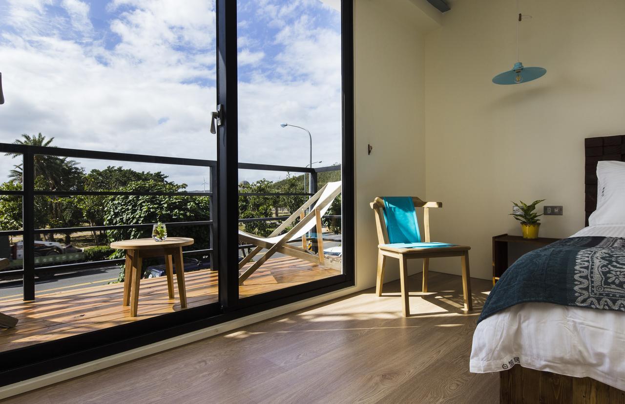 Haku Beach Days Inn Nanwan Exterior photo