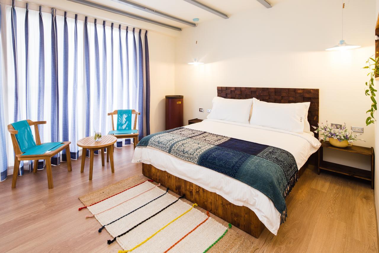 Haku Beach Days Inn Nanwan Exterior photo